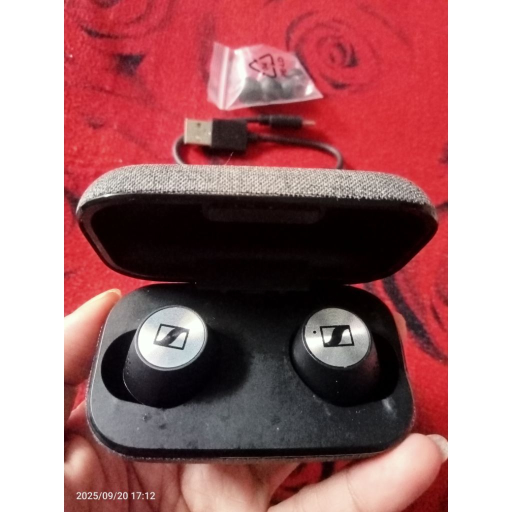 SENNHEISER MOMENTUM 2
