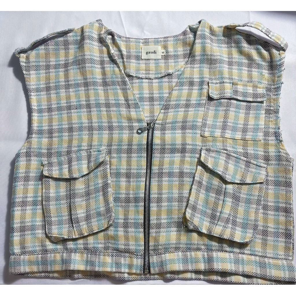 vest Gaudi