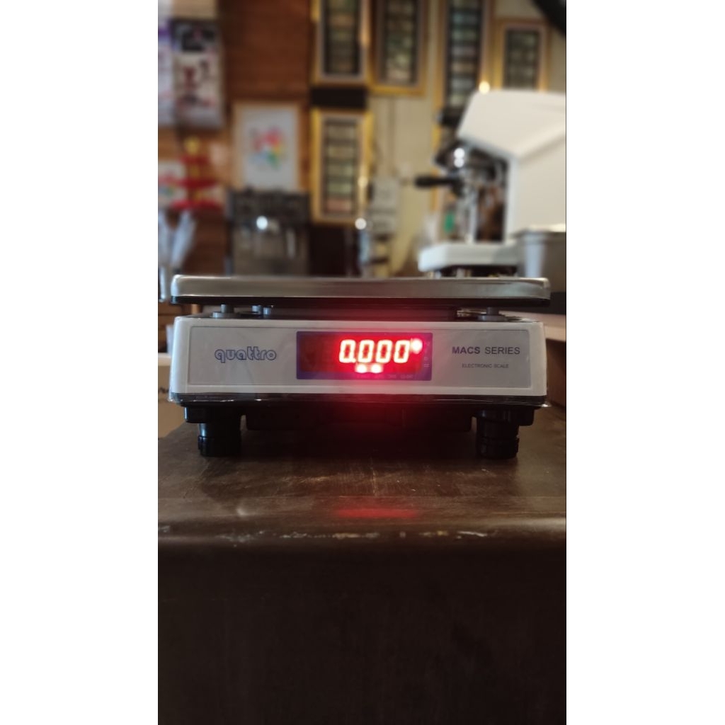 QUATTRO MACS /W Series 30kg x 1 gram Timbangan Digital Meja Portable - Kapasitas 30kg