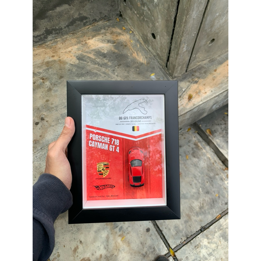 Frame Diecast/Hotwheels | Porsche 718 Cayman Gt4
