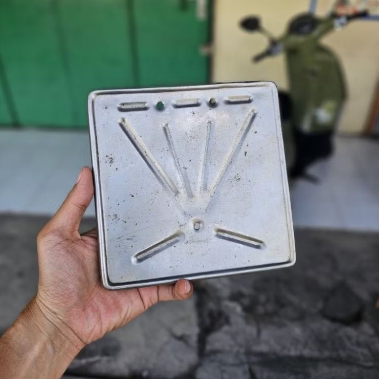 Frame Dudukan Plat Nomor Belakang Vespa VBB VNB GS Model Lawasan