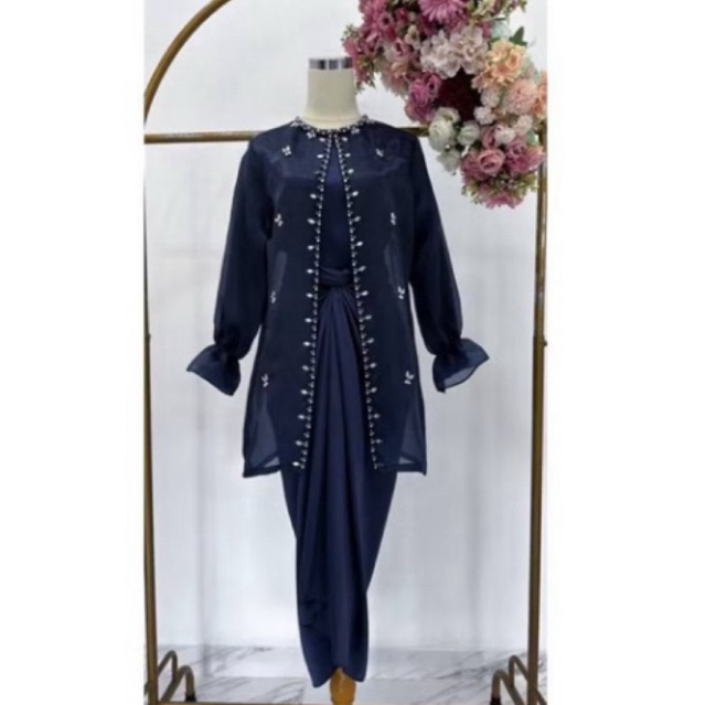 Preloved (PL) Oneset Kondangan Setelan Rok Lilit Premium