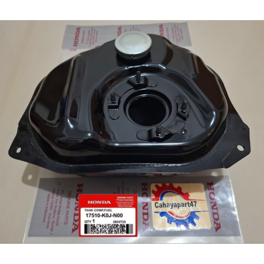 Tangki Bensin Fuel Tank Honda Genio Beat New Deluxe Led Scoopy Prestige Free Tutup Tengki ( KOJ)