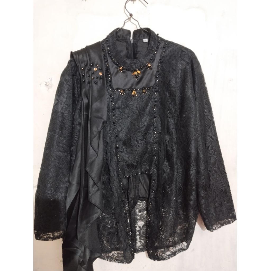Atasan Kebaya Kutu Baru Modern Hitam