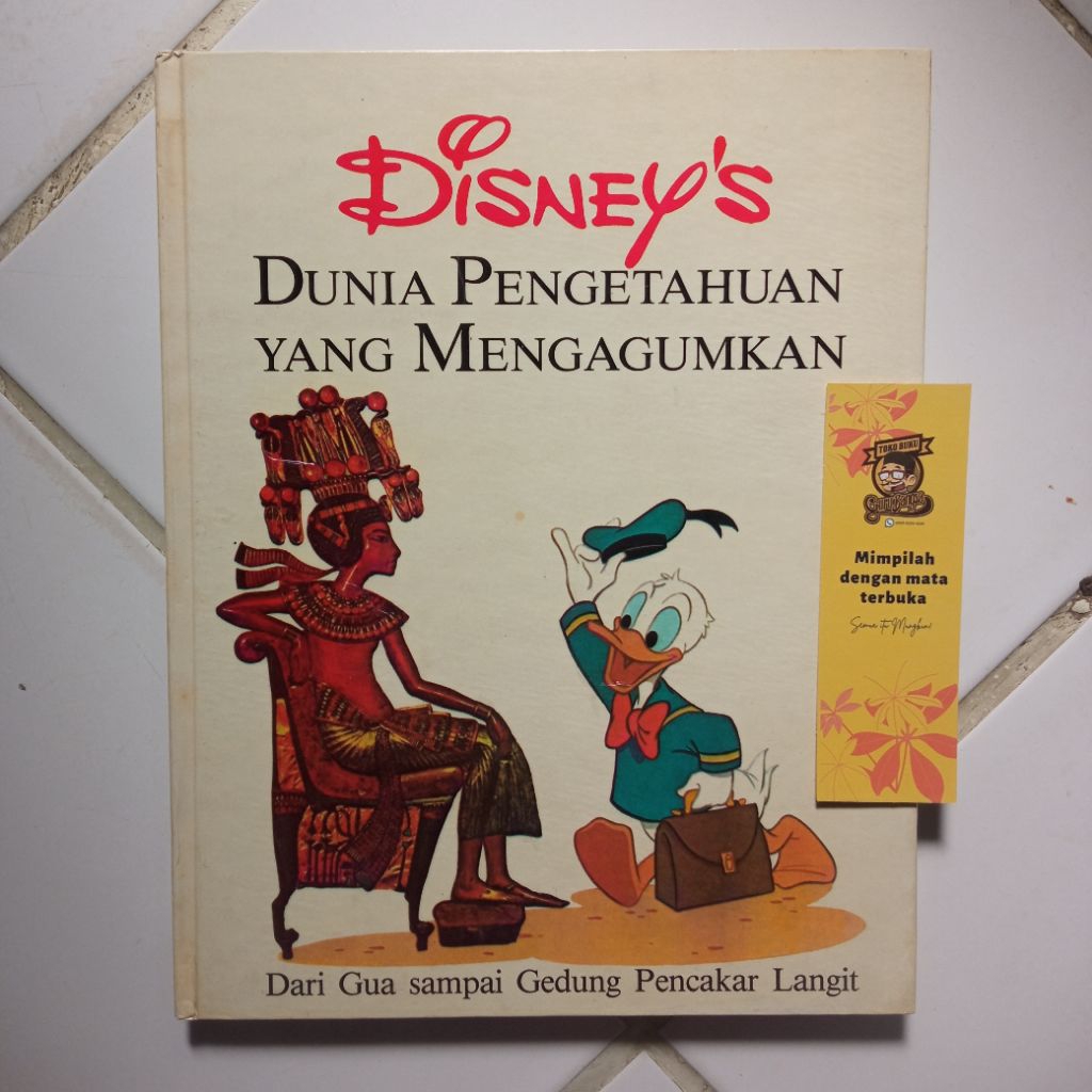 Buku Disney's Dunia Pengetahuan yang Mengagumkan - Dari Gua sampai Gedung Pencakar Langit