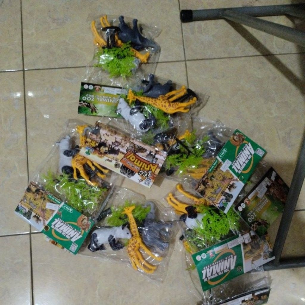 oketoys mainan hewan karet farm animal the world of animal