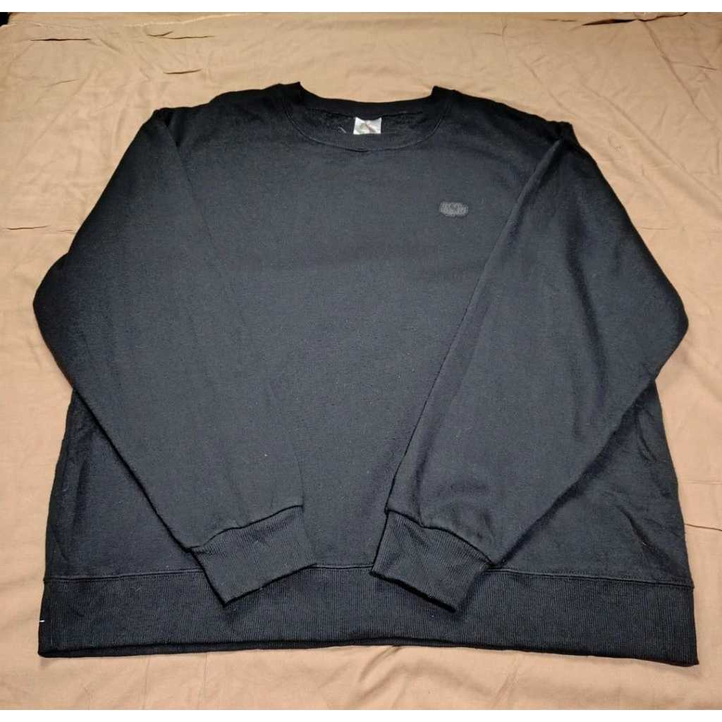 crewneck fruit of the loom basic black fotl