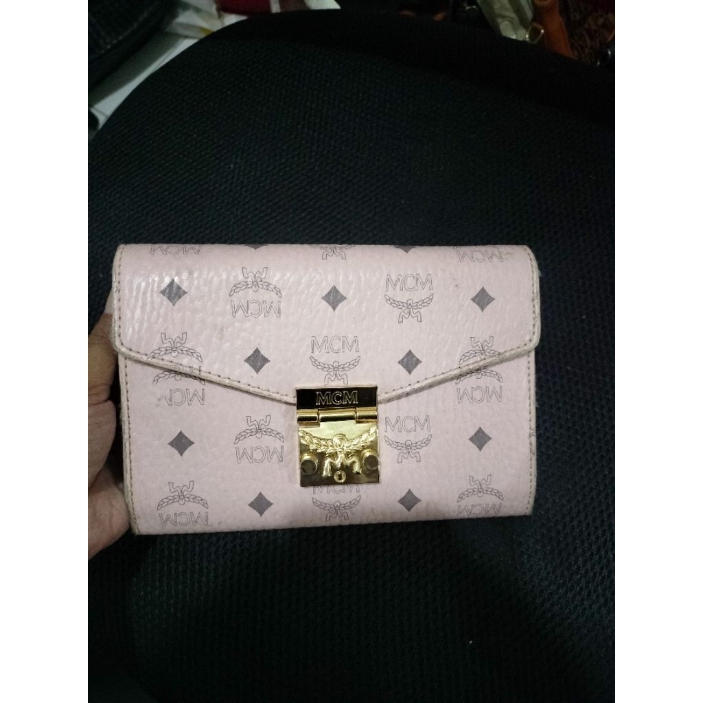 jual minus Sling rantai MCM cantik warna pink muda preloved