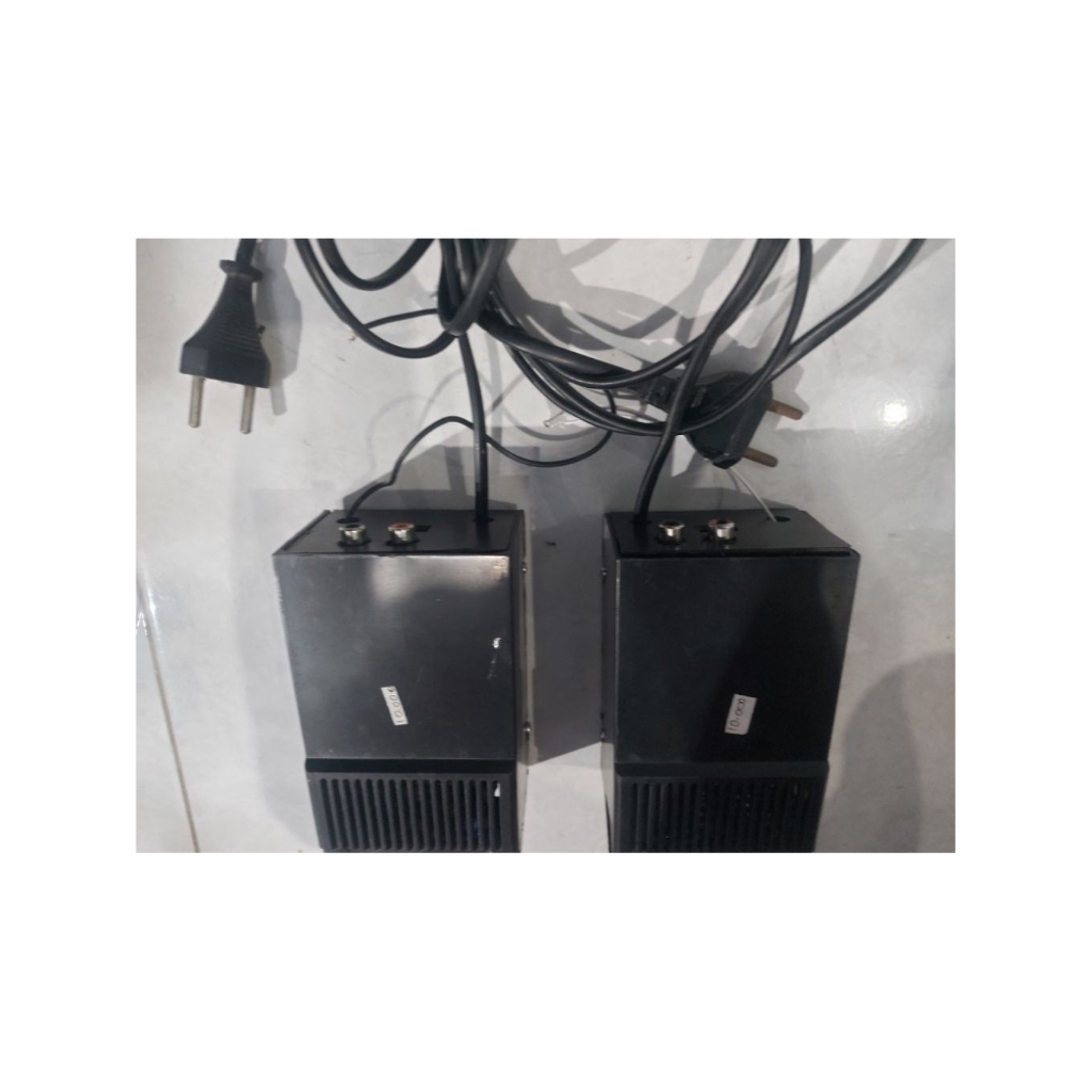 radio tuner fm bekas masih normal.harga 1 biji