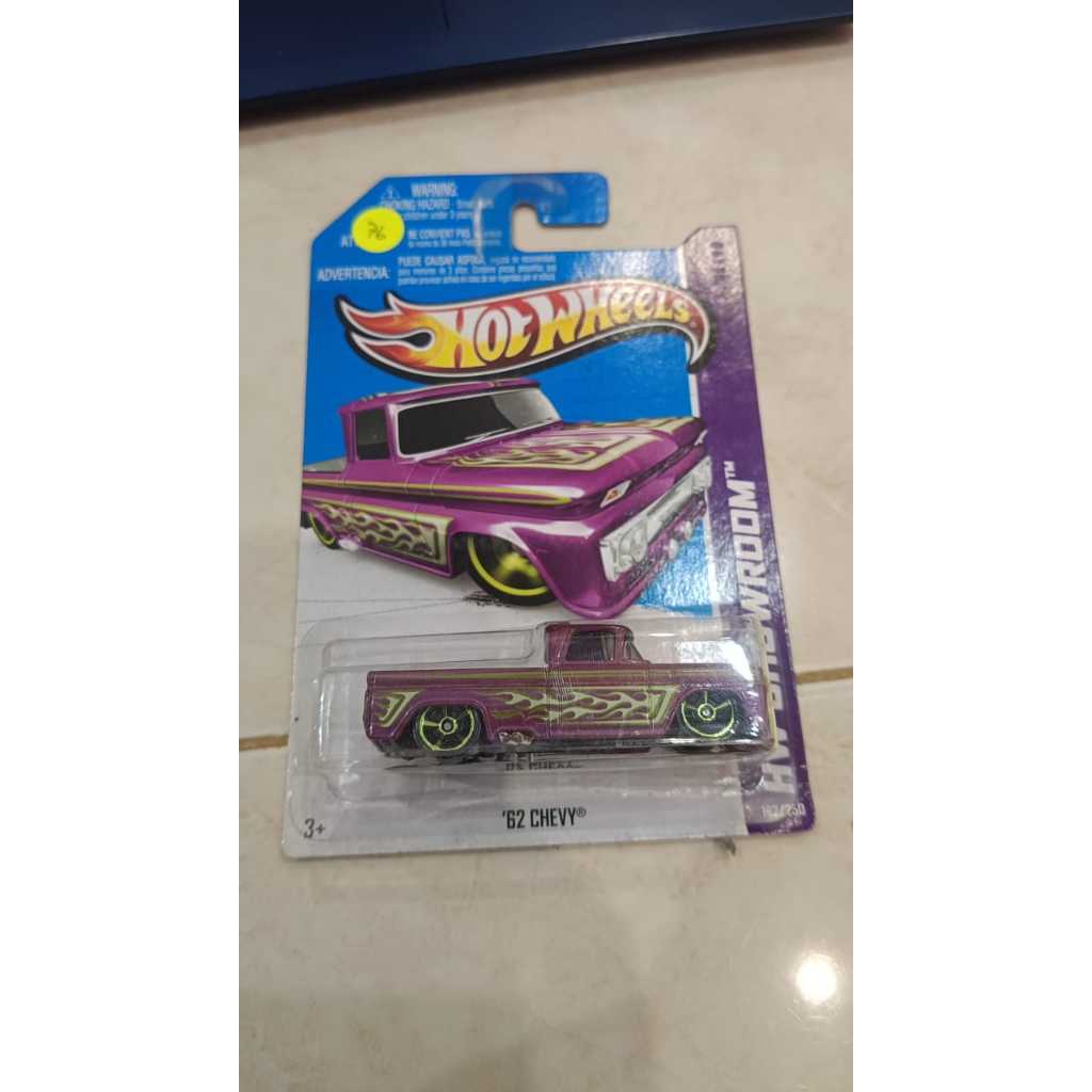 hotwheels 62 chevy hw showroom