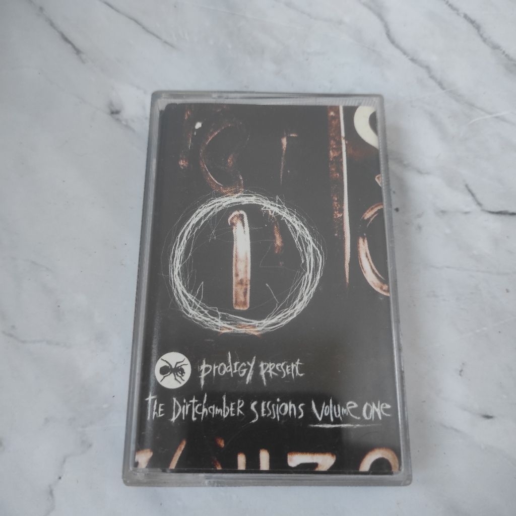 kaset pita Prodigy Present The Dirtchamber Sessions vol 1