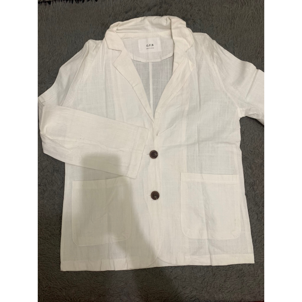 PRELOVED - Blazer putih mirip zara / blazer daily / outer santai /white outer