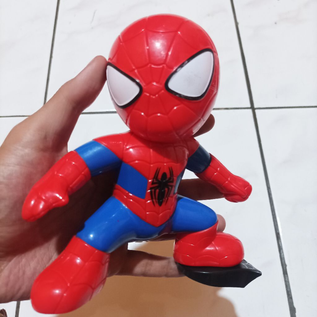Spiderman Jumbo Mainan Action Figure