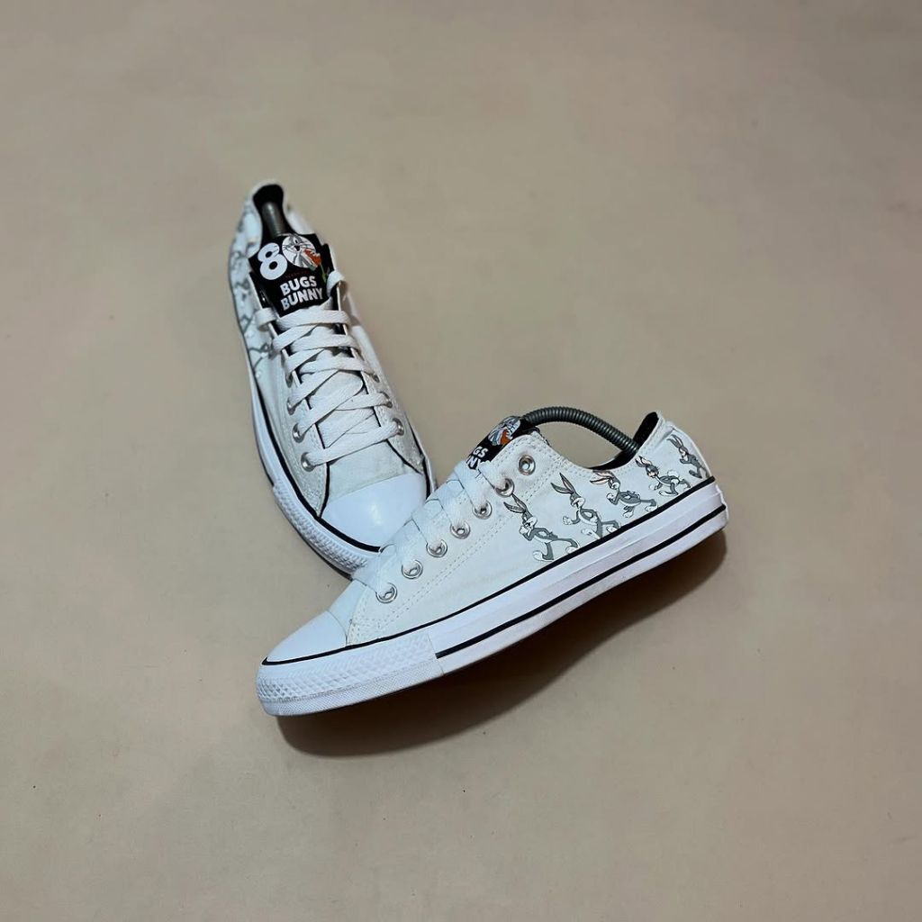 Converse x Bugs bunny 80th