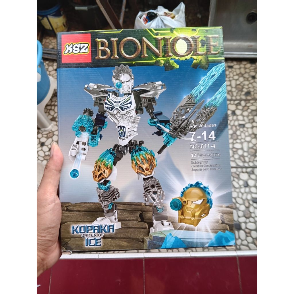 figure bionicle ksz putih