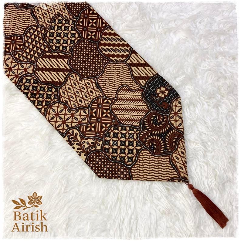 TABLE RUNNER Batik Sogan | Taplak Meja Tamu Batik uk. 100x30 150x30 200x30 cm | KBA20 Sogan Tumpal