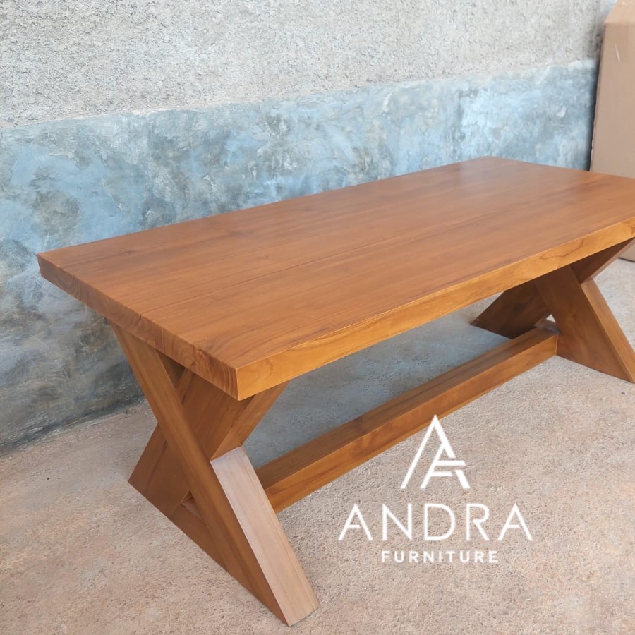 Bangku Bahan Kayu Jati Tebal Maksimal Kaki Silang Kokoh Kuat