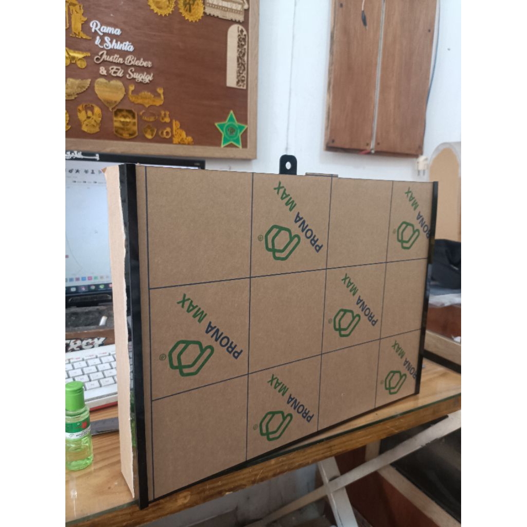 Frame mahar/pigura akrilik mahar warna hitam