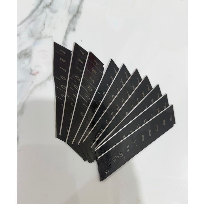 * MKA * ISI PISAU CUTTER BESI STAINLESS STEEL ISI CUTTER MULTIFUNGSI PEMOTONG SERBAGUNA / ISI CUTTER