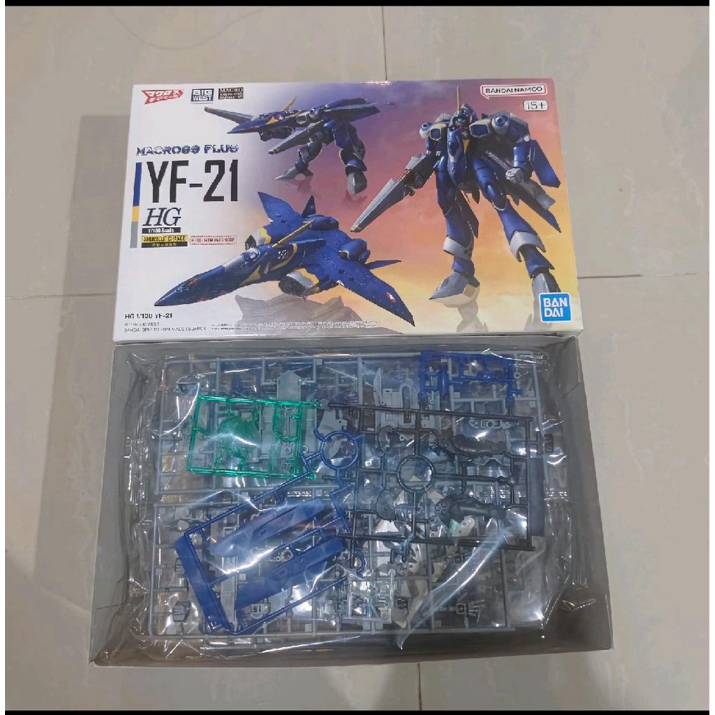 HG MACROSS PLUS YF-21 BANDAI 1/100