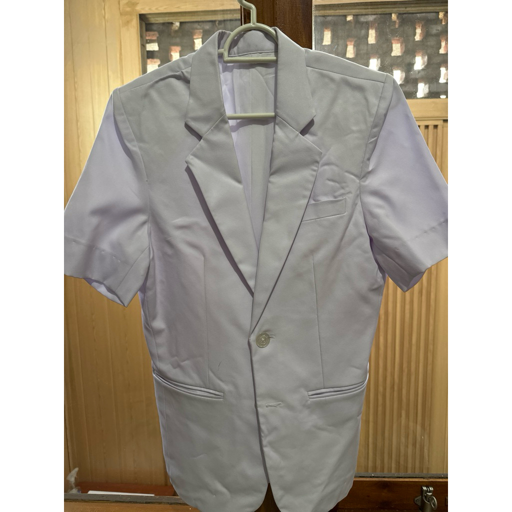 Preloved jas dokter wanita sneli wanita UKURAN XS like new warna putih bersih