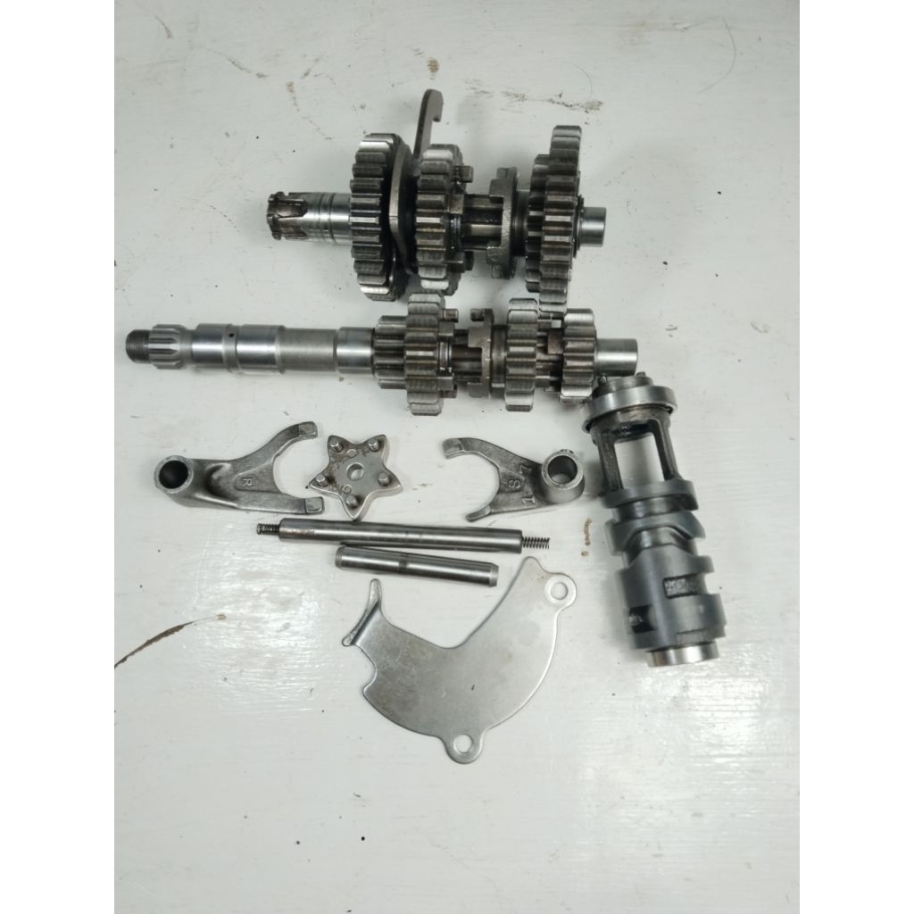 gigi gir rasio Jupiter MX old non kopling ori copotan motor