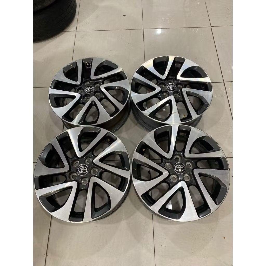Velg Mobil Second Oem Sienta Ring 16 pcd 5x100 Et 45