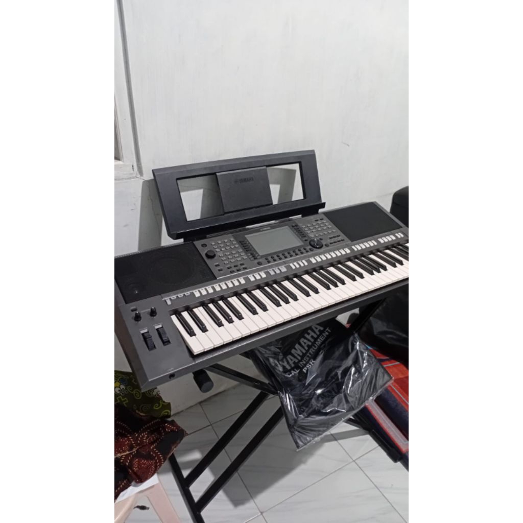 yamaha psr s 770 bekas