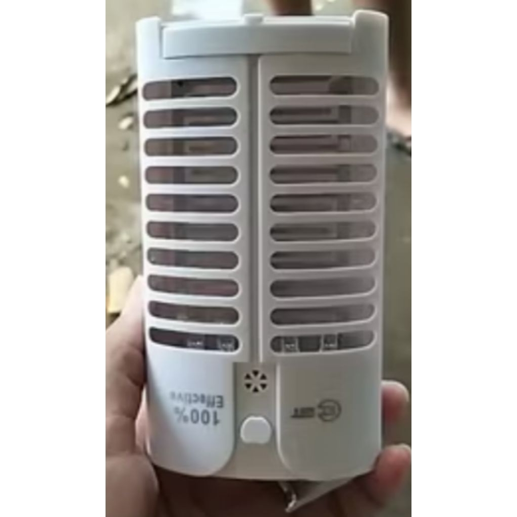 perangkap nyamuk elektrik