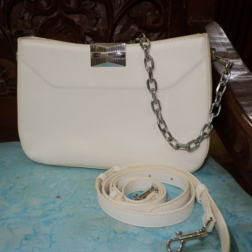 PL Tas Sling Bag Charles n Keith CnK Warna Putih PVC