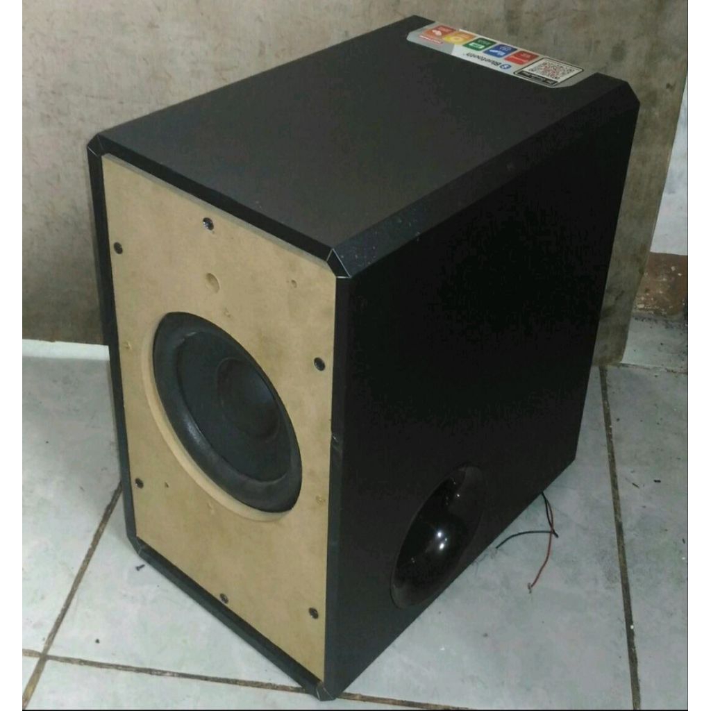 Subwoofer Polytron
