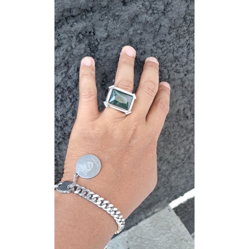 CINCIN GIOK NABIRE NATURAL JADEITE JADE TYPE A MODEL LINTANG