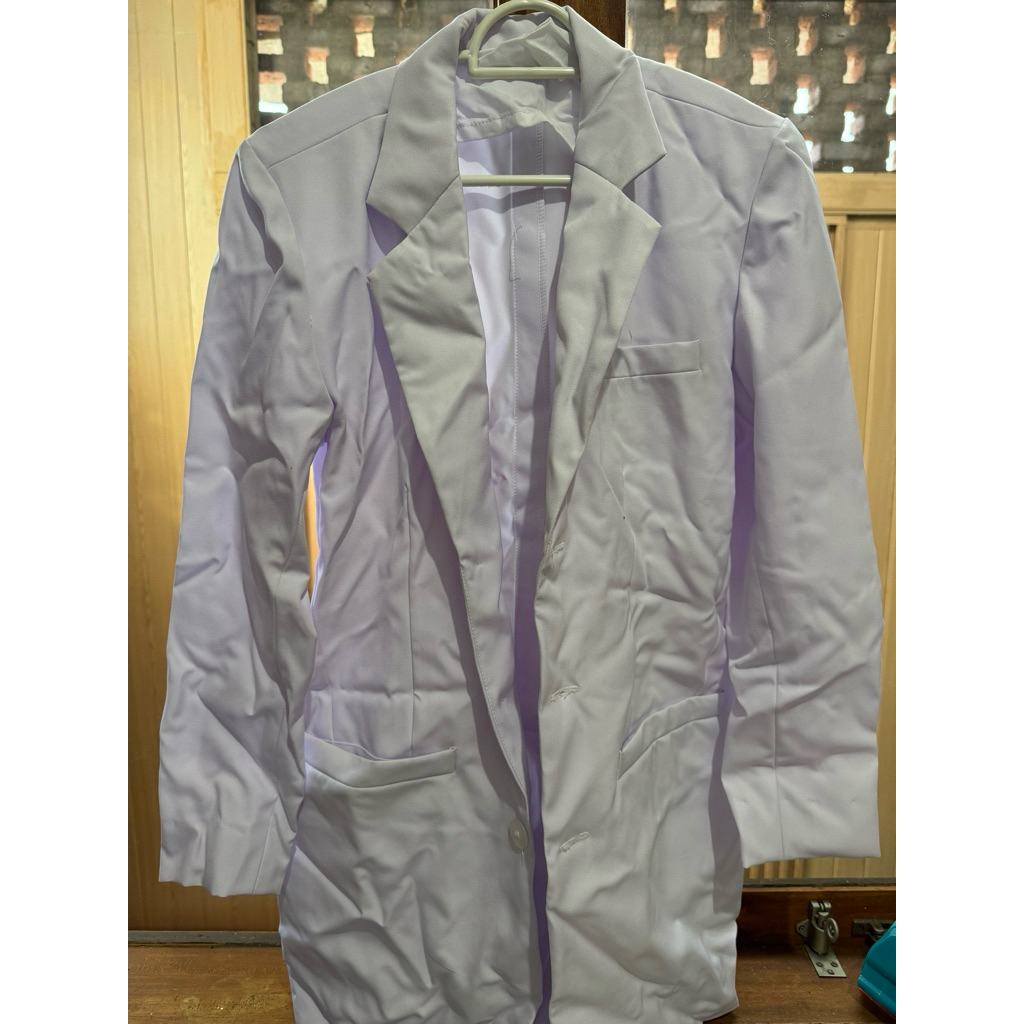 Preloved jas sneli dokter wanita apoteker lengan panjang warna putih bersih