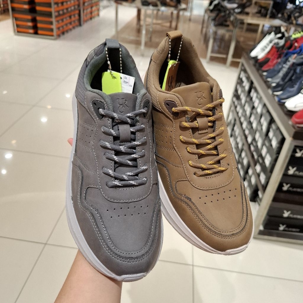 Sepatu Pria Bertali Empuk dan Ringan Brand Yongki Komaladi ORI