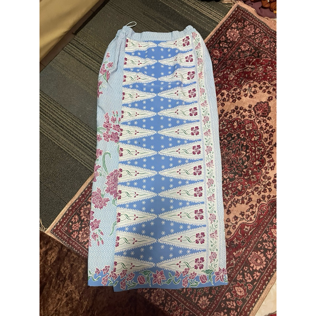 jarik rok // bawahan kebaya // rok batik