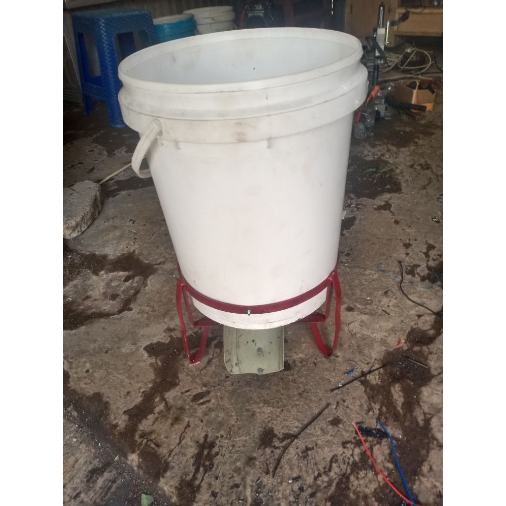 coper rumput dan sayuran