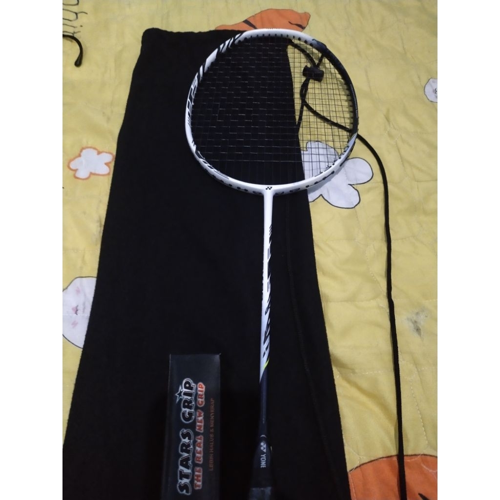 Raket Yonex astrox99 pro GO