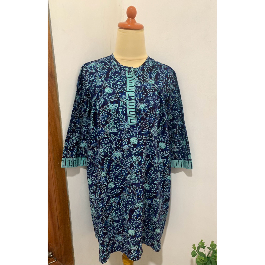 preloved batik wanita / preloved batik kantor / batik kantor wanita / blouse batik wanita / blouse w