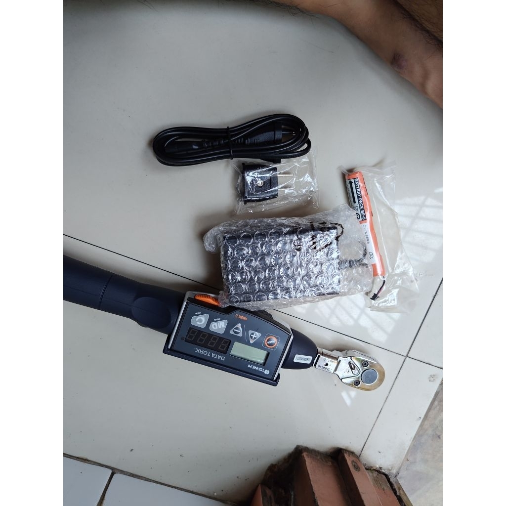 Kunci torsi tohnichi Digital Cem50