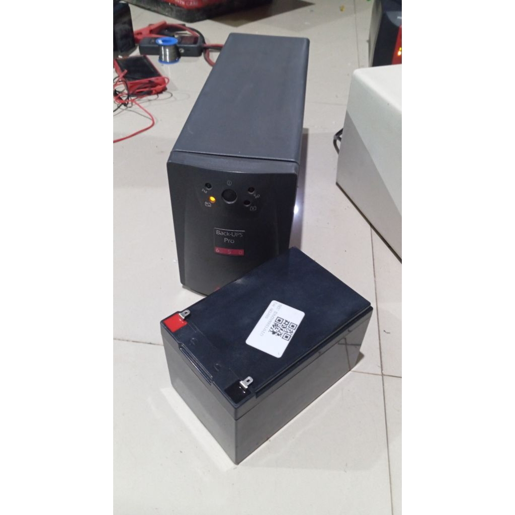 UPS APC SECOND BACK UPS PRO 650 410WATT DENGAN NEW BATERAI 12 AMPER