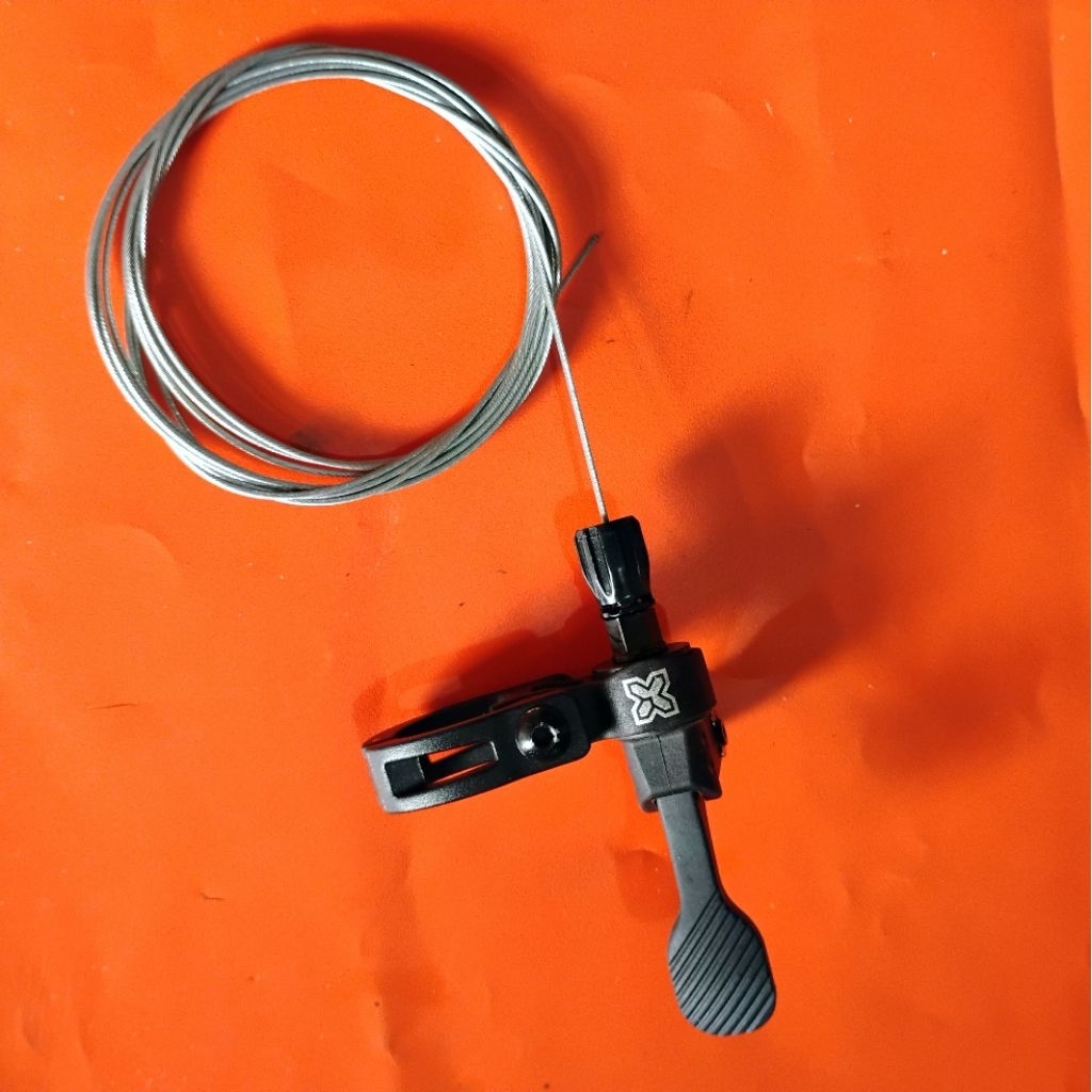 Tuas Lever Dropper Post Xfusion Manic EXA Remote Seatpost Hidrolik