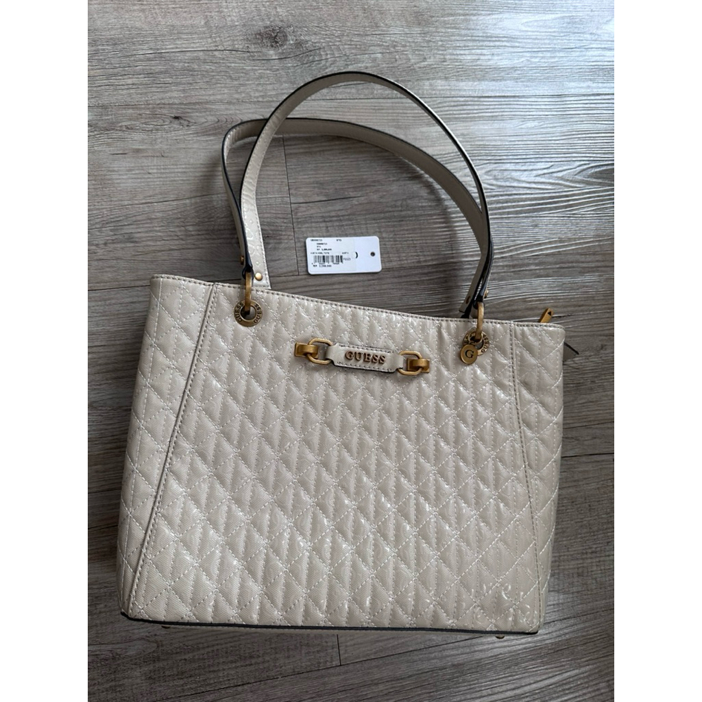Preloved Tas Guess Asli