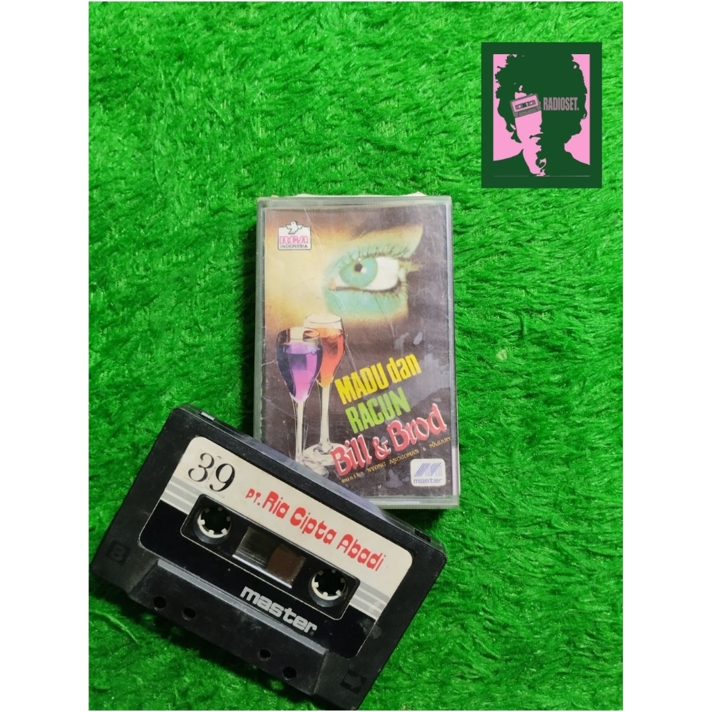 Kaset Pita Billboard - Madu dan Racun