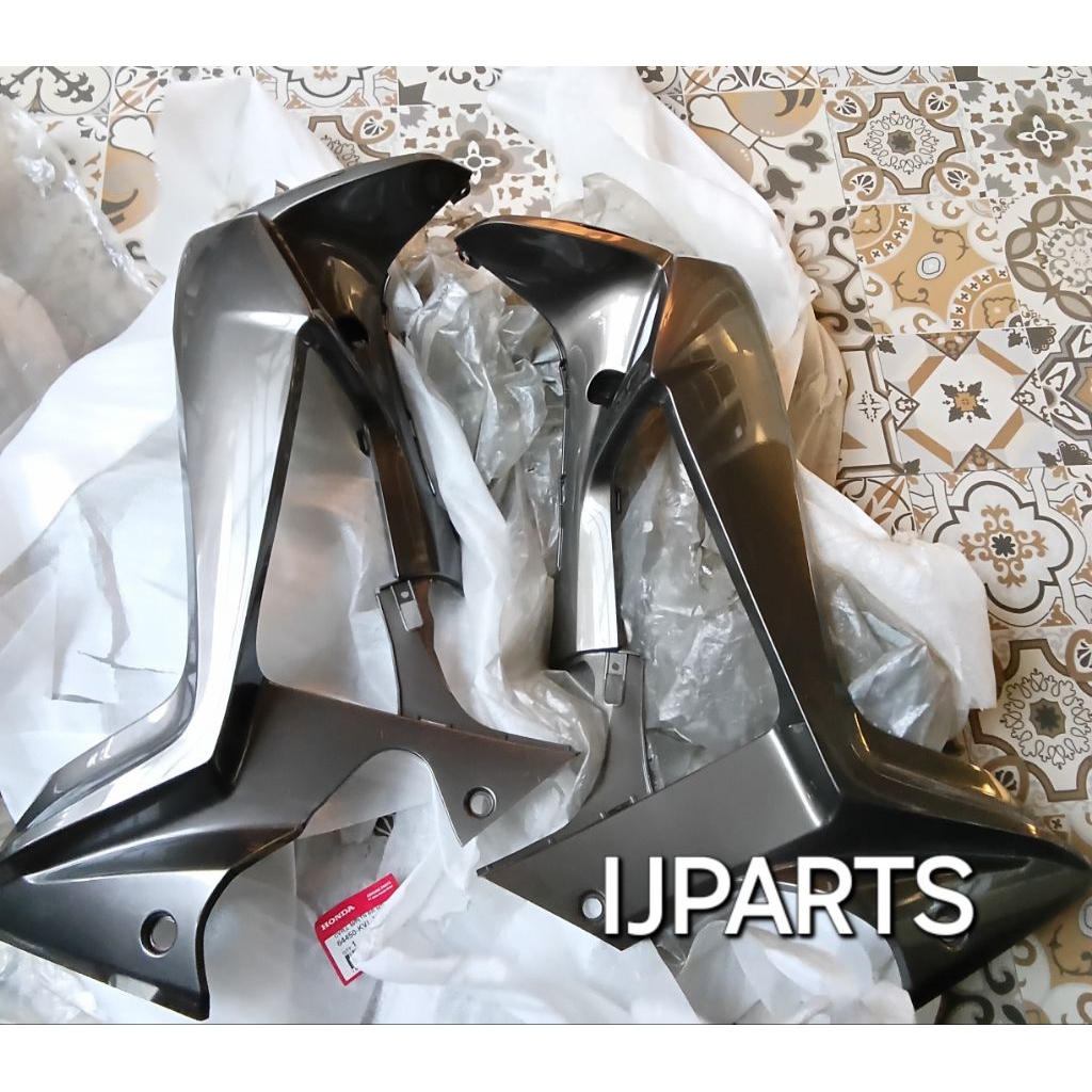 COVER SAYAP DALAM SUPRA X125 BATMAN NEW SET ORIGINAL AHM WARNA TBR