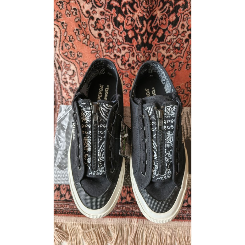 sepatu superga x dominate