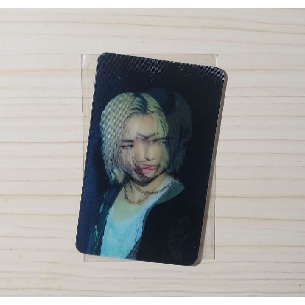 OFFICIAL photocard hyunjin lenticular UNLOCK: GO LIVE IN LIFE | SKZ pc hyunjin lenti