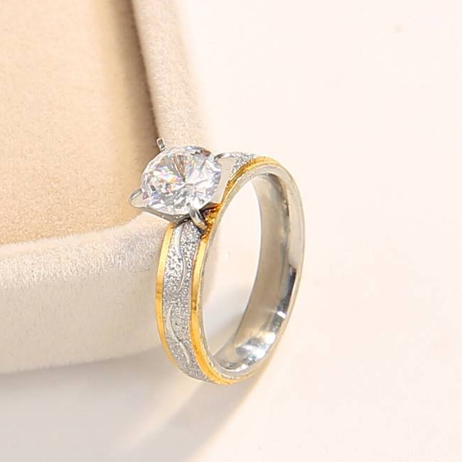 C97 Cincin Titanium Premium Wanita Lapis Emas 18 KGP