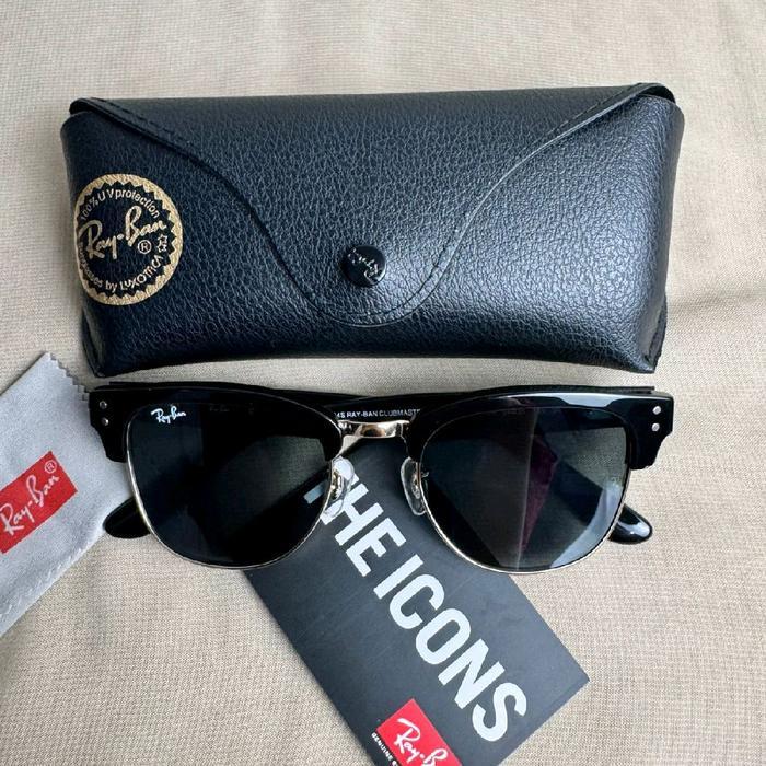 Kacamata Rayban Clubmaster Reverse Black Gold Original