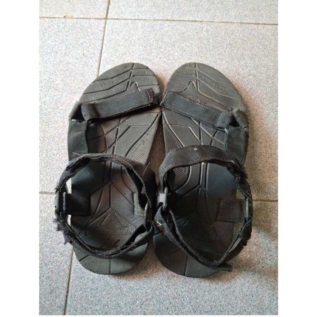 Sandal Gunung Pria Bekas – Outdoor Hiking