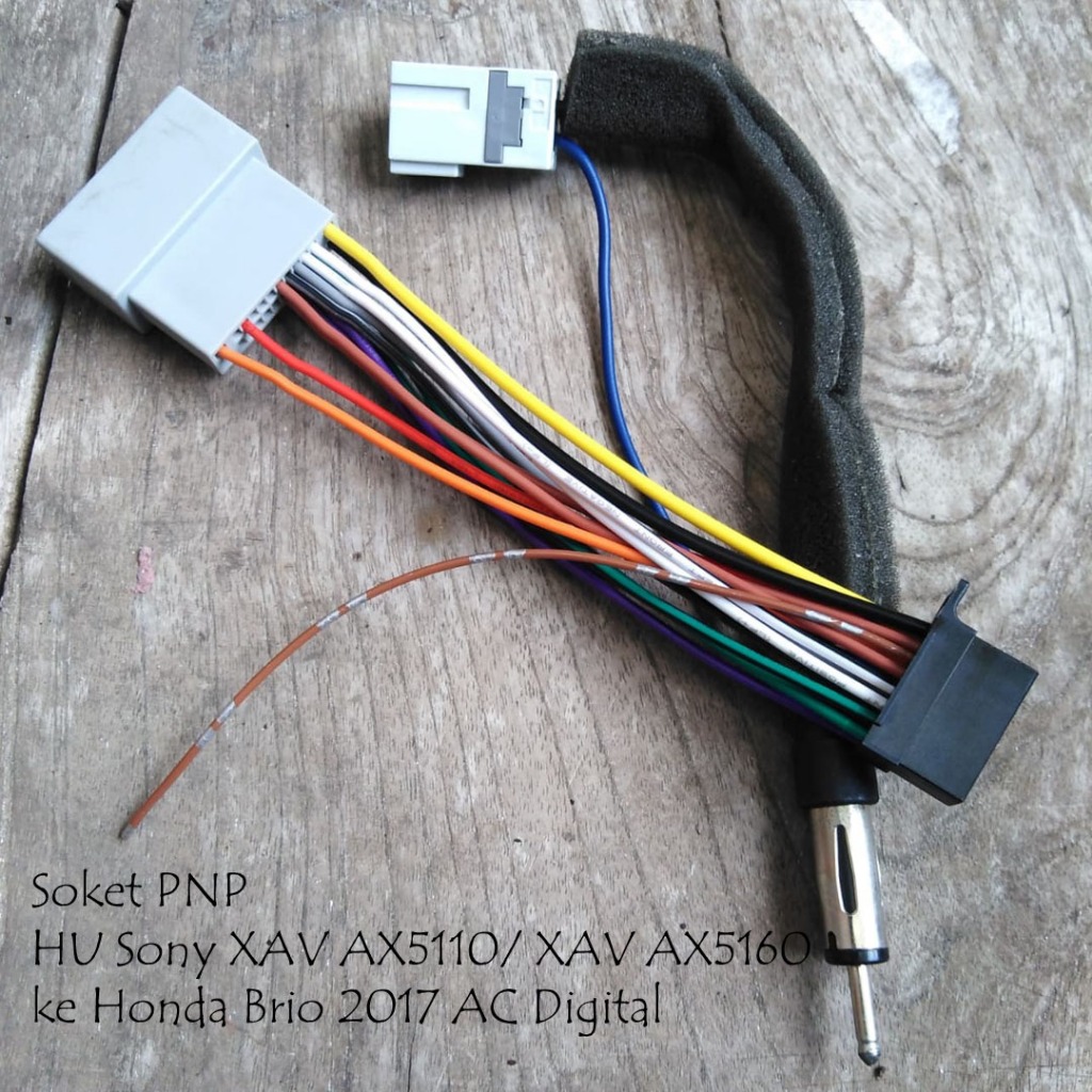 Soket PNP untuk Pasang HU Sony XAV AX 5110/ XAV AX5160 ke Mobil Honda Brio 2017 AC Digital